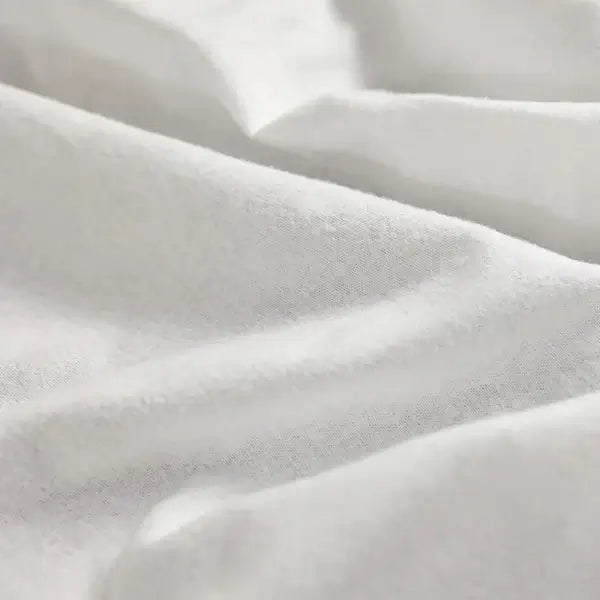 Flannel Fabric vs. Cotton Material: A Comparison