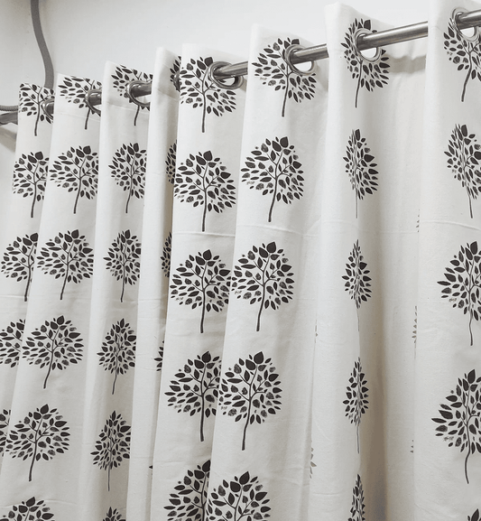 100% COTTON WHITE WITH BROWN PRINT DOOR CURTAINS - 4 * 7 FEET